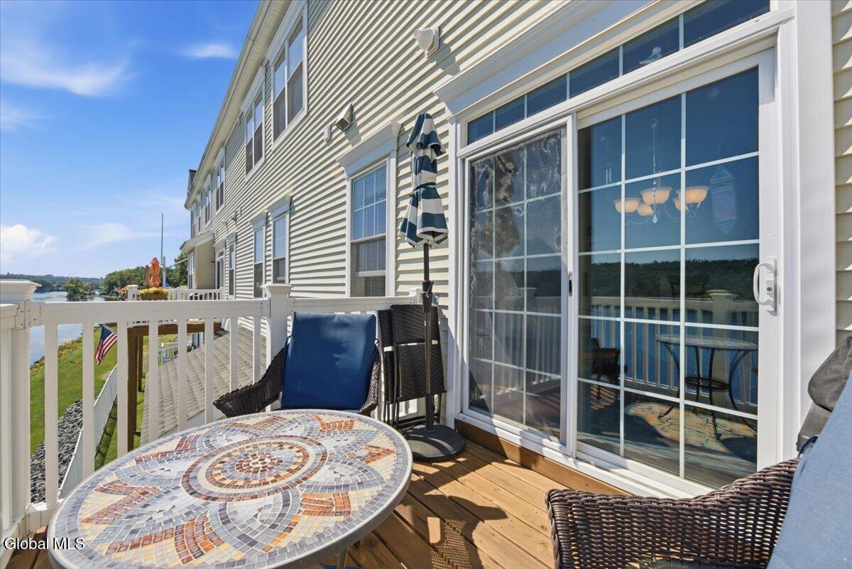4206 Admiral's Walk Drive Albany NY 12047