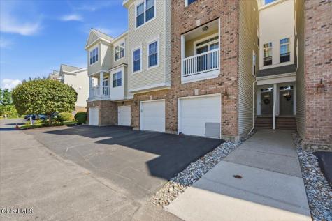 4206 Admiral's Walk Drive Albany NY 12047