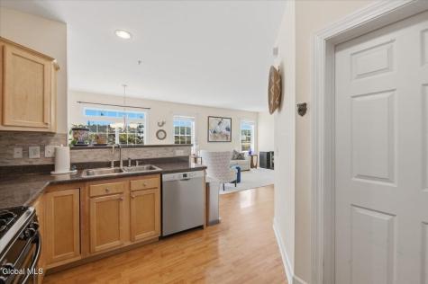 4206 Admiral's Walk Drive Albany NY 12047