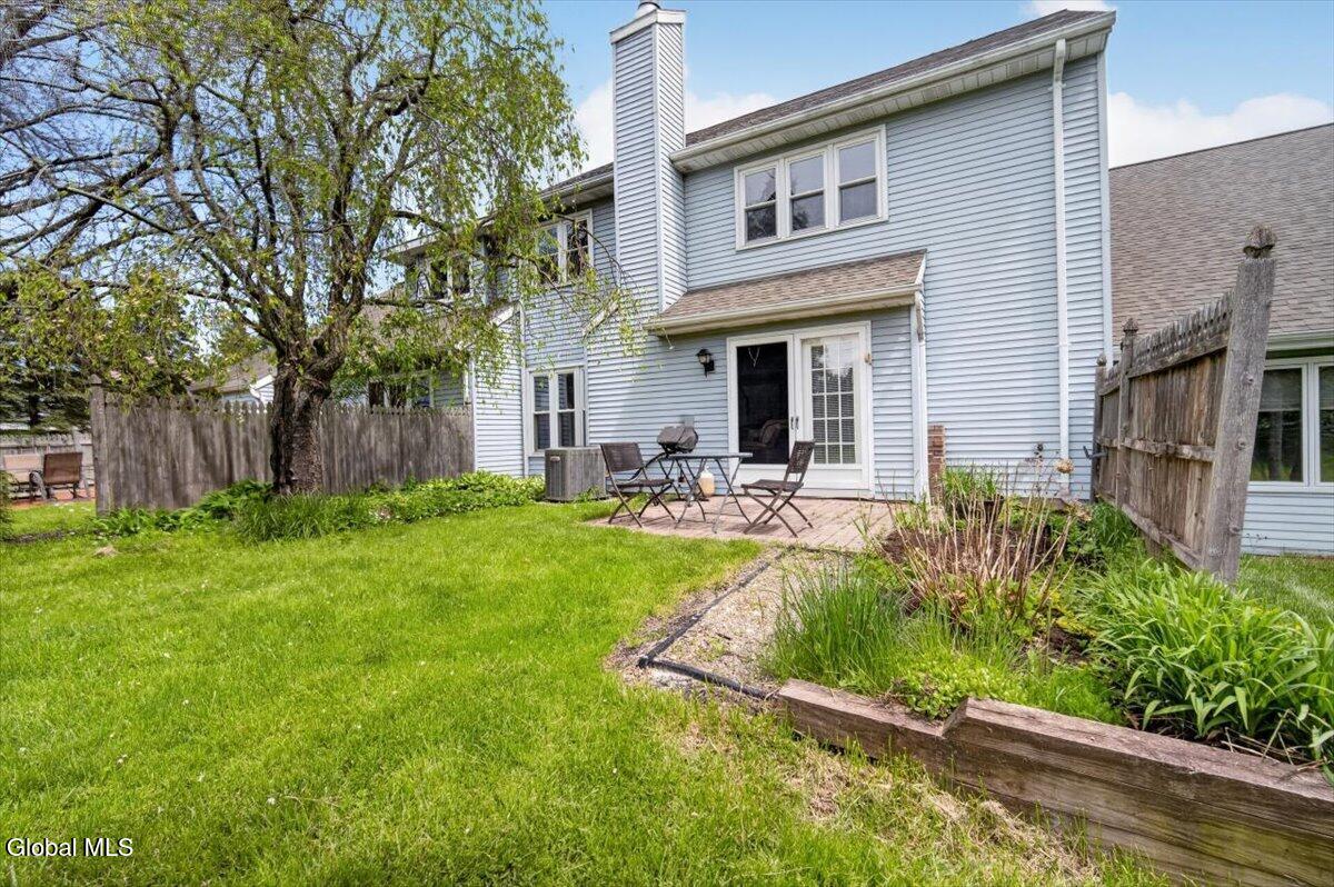 63 Constitution Court Glenmont NY 12077