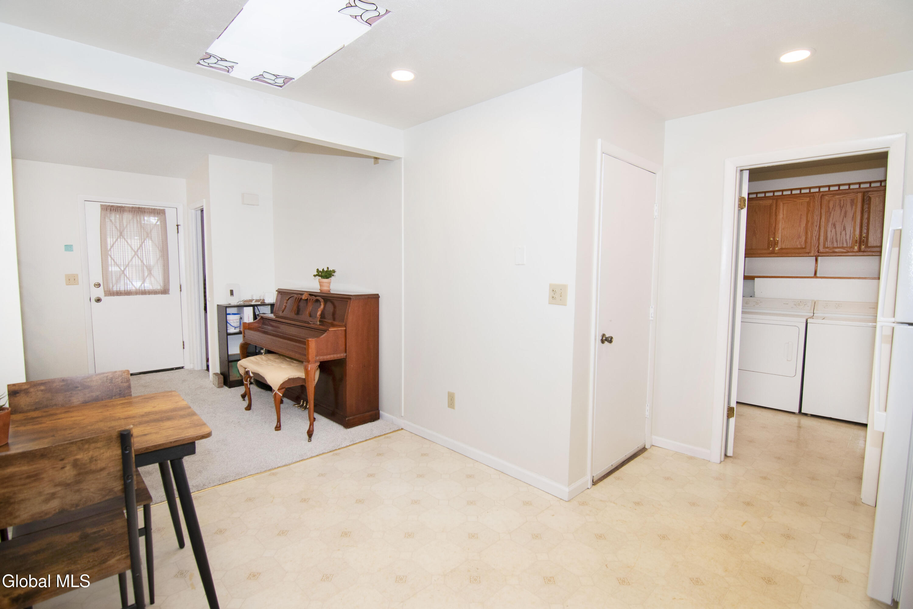 3B Lacosta Drive Clifton Park NY 12065