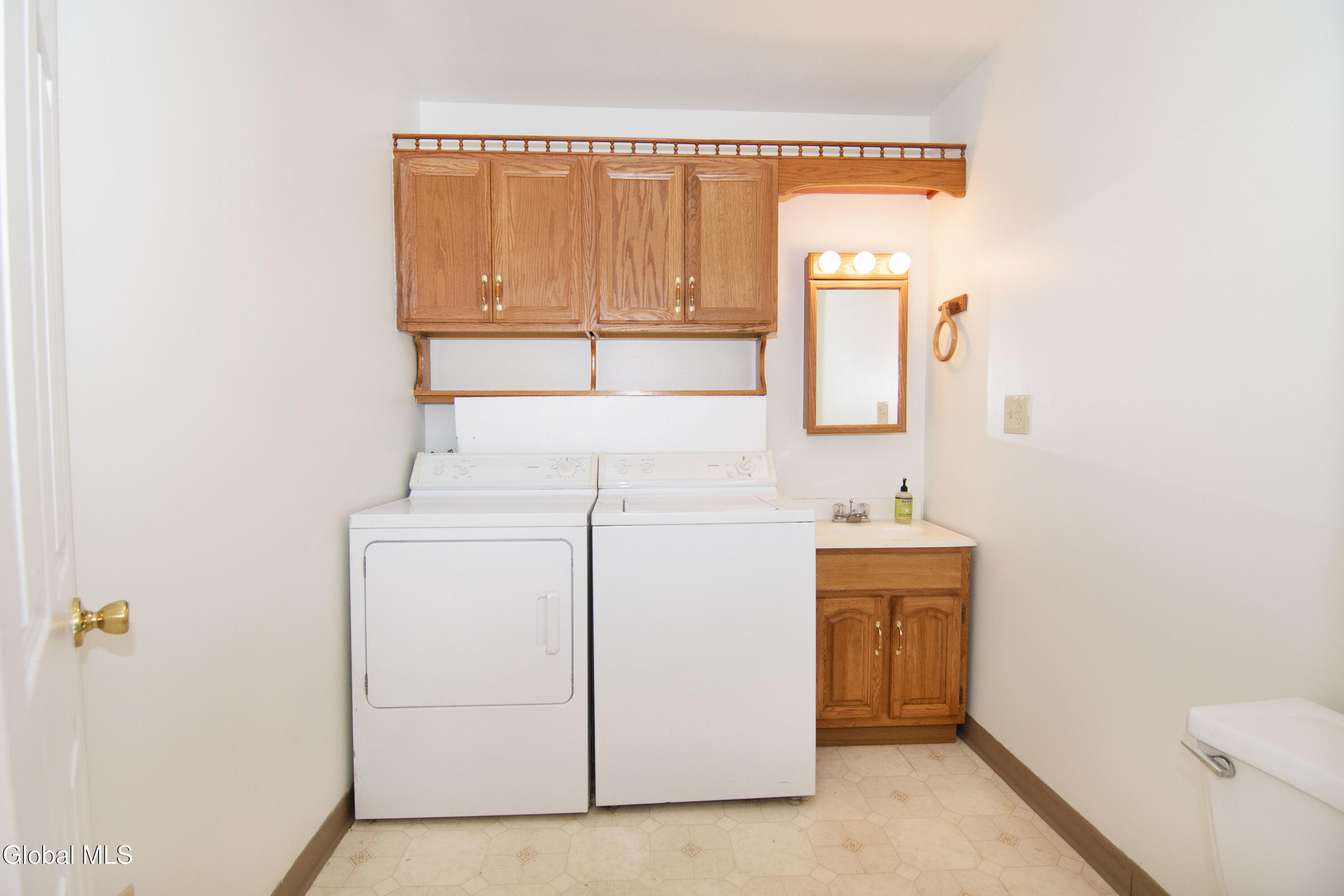 3B Lacosta Drive Clifton Park NY 12065