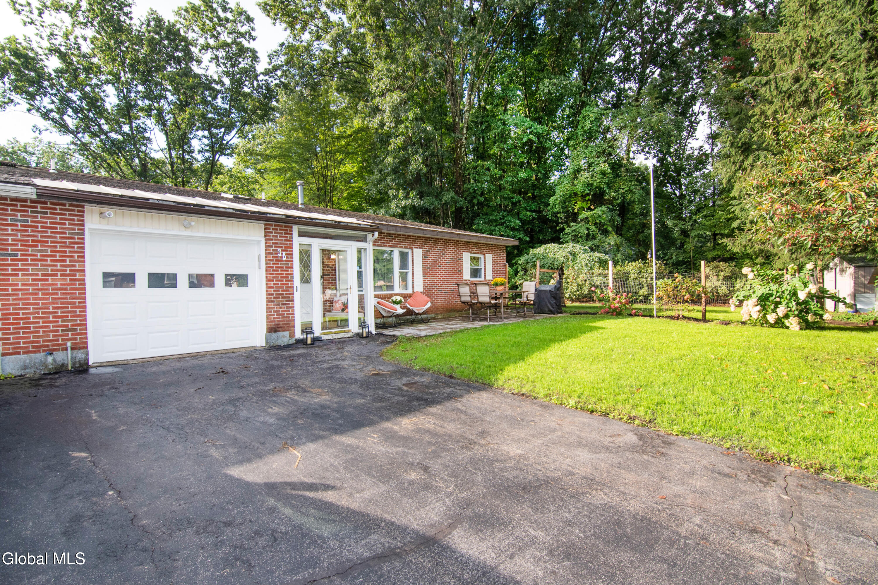3B Lacosta Drive Clifton Park NY 12065