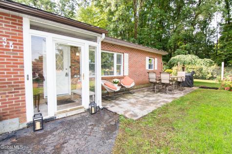 3B Lacosta Drive Clifton Park NY 12065