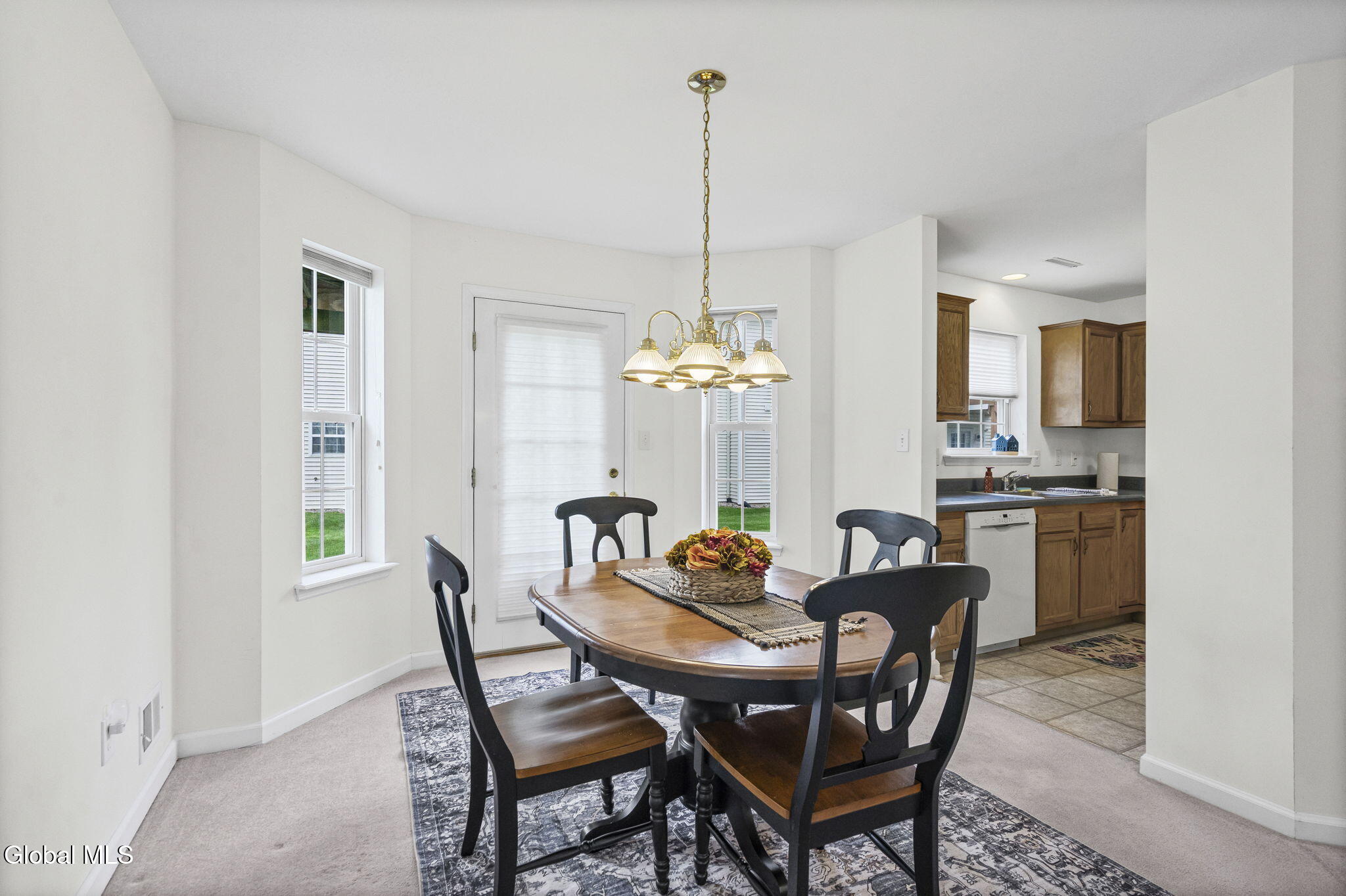 43 Morning Glory Way Schenectady NY 12306