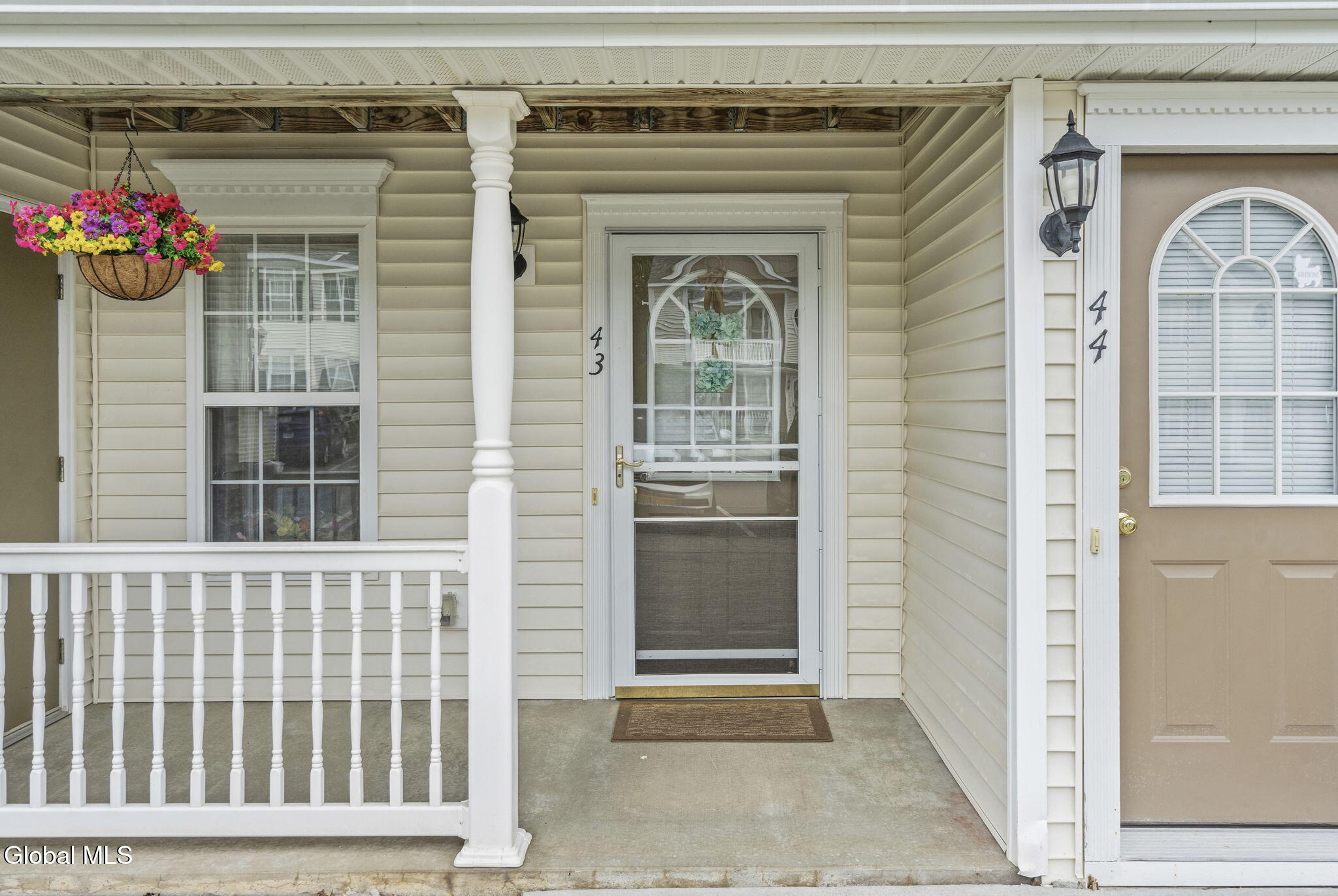 43 Morning Glory Way Schenectady NY 12306