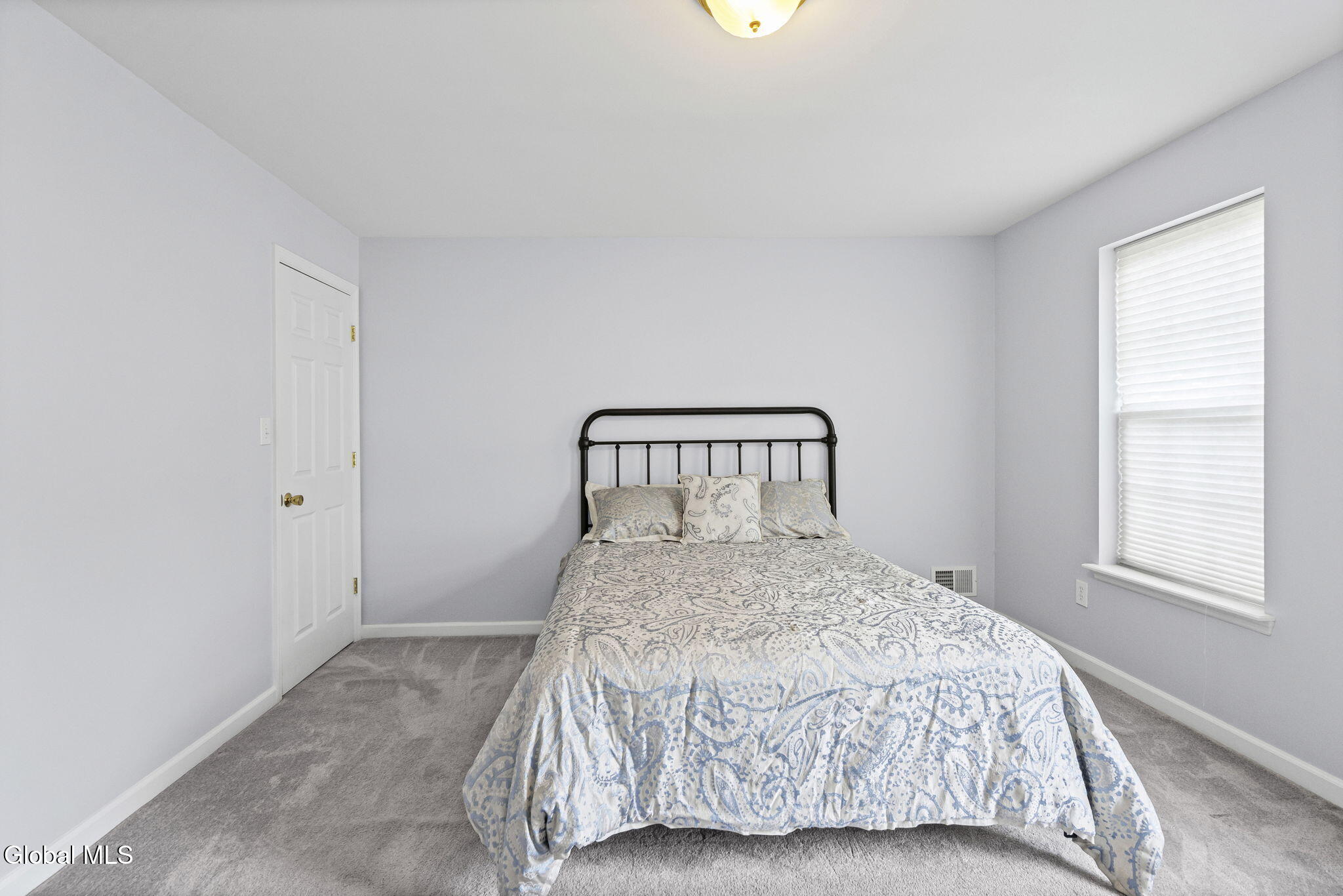 43 Morning Glory Way Schenectady NY 12306