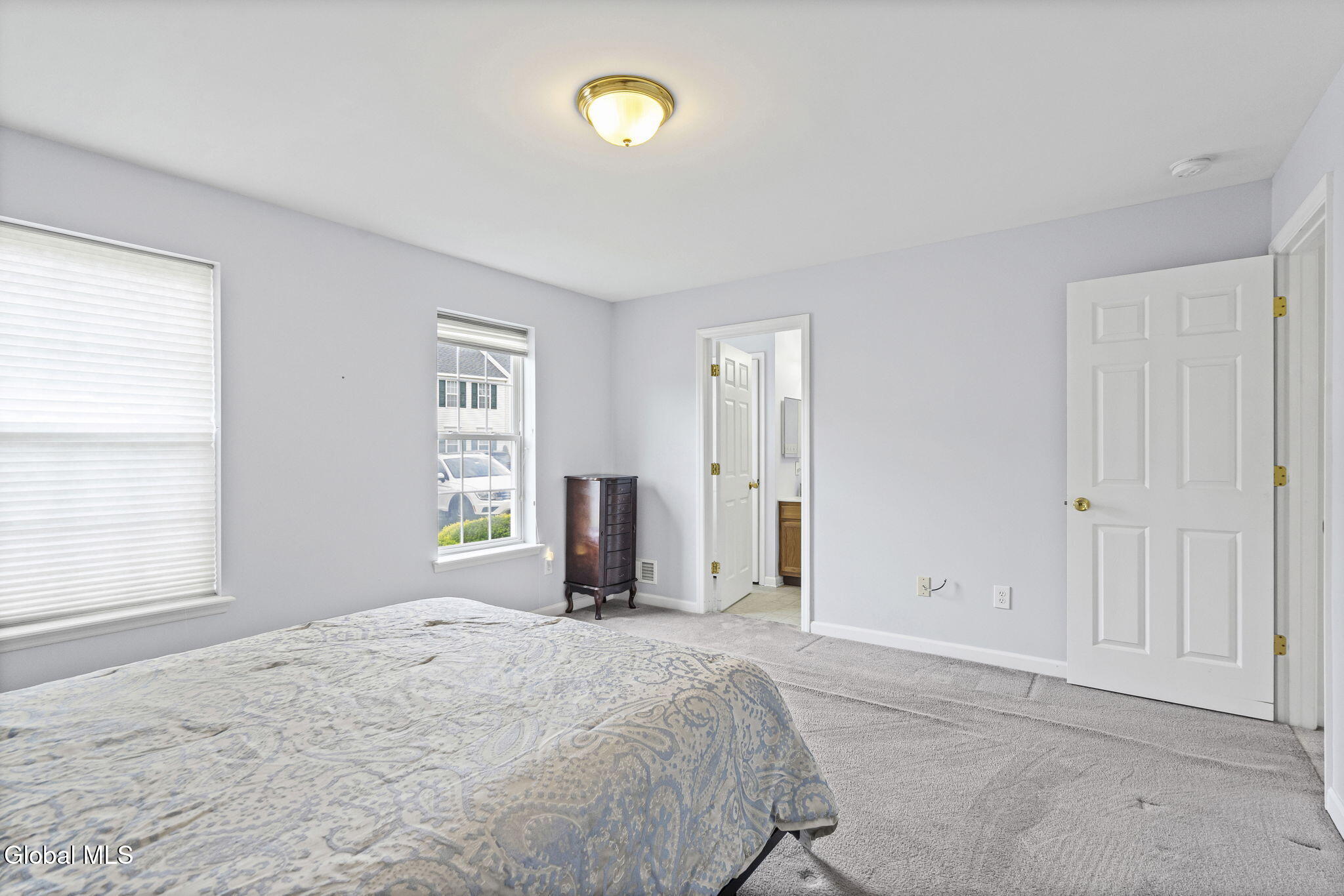43 Morning Glory Way Schenectady NY 12306