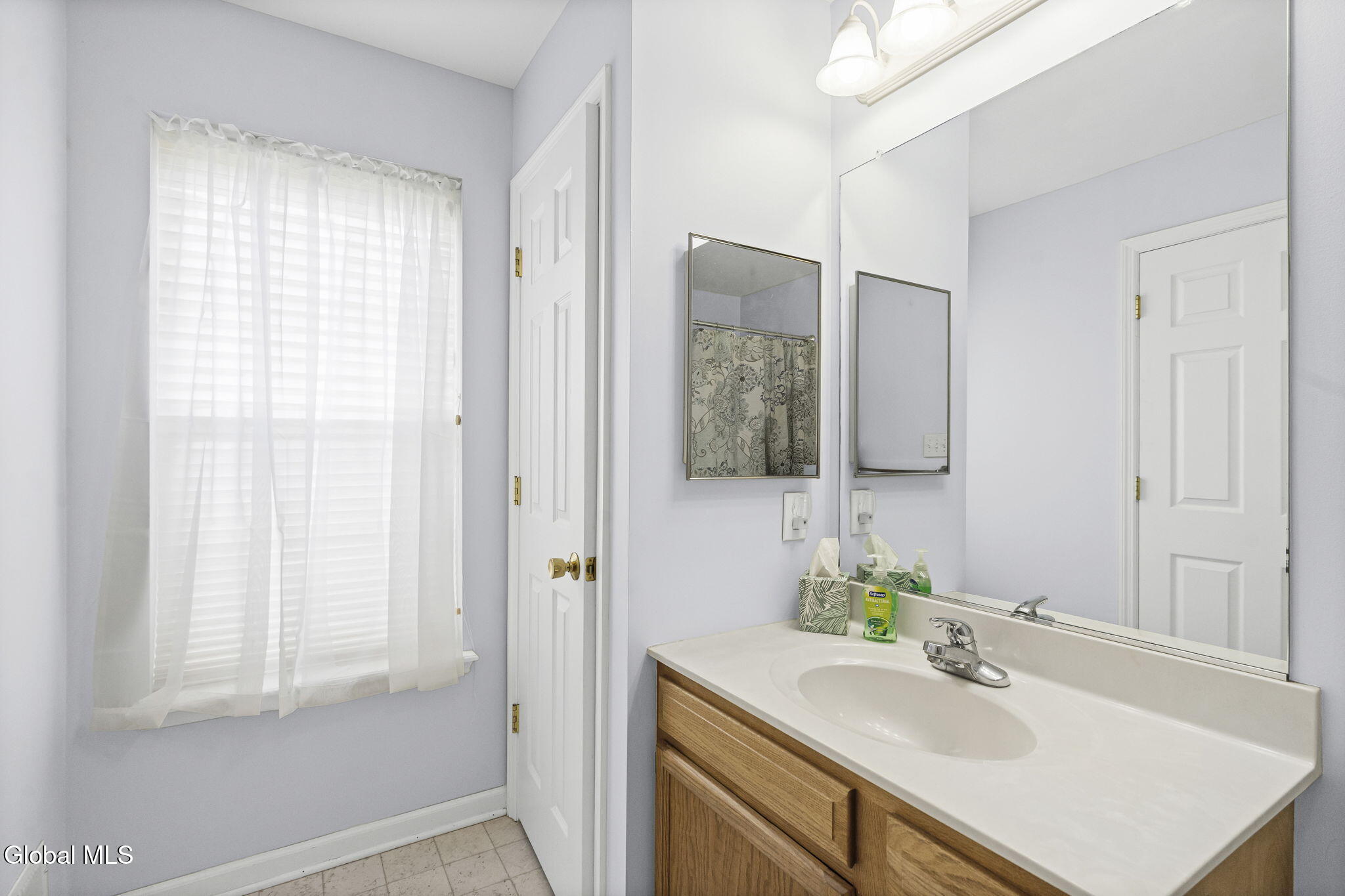 43 Morning Glory Way Schenectady NY 12306