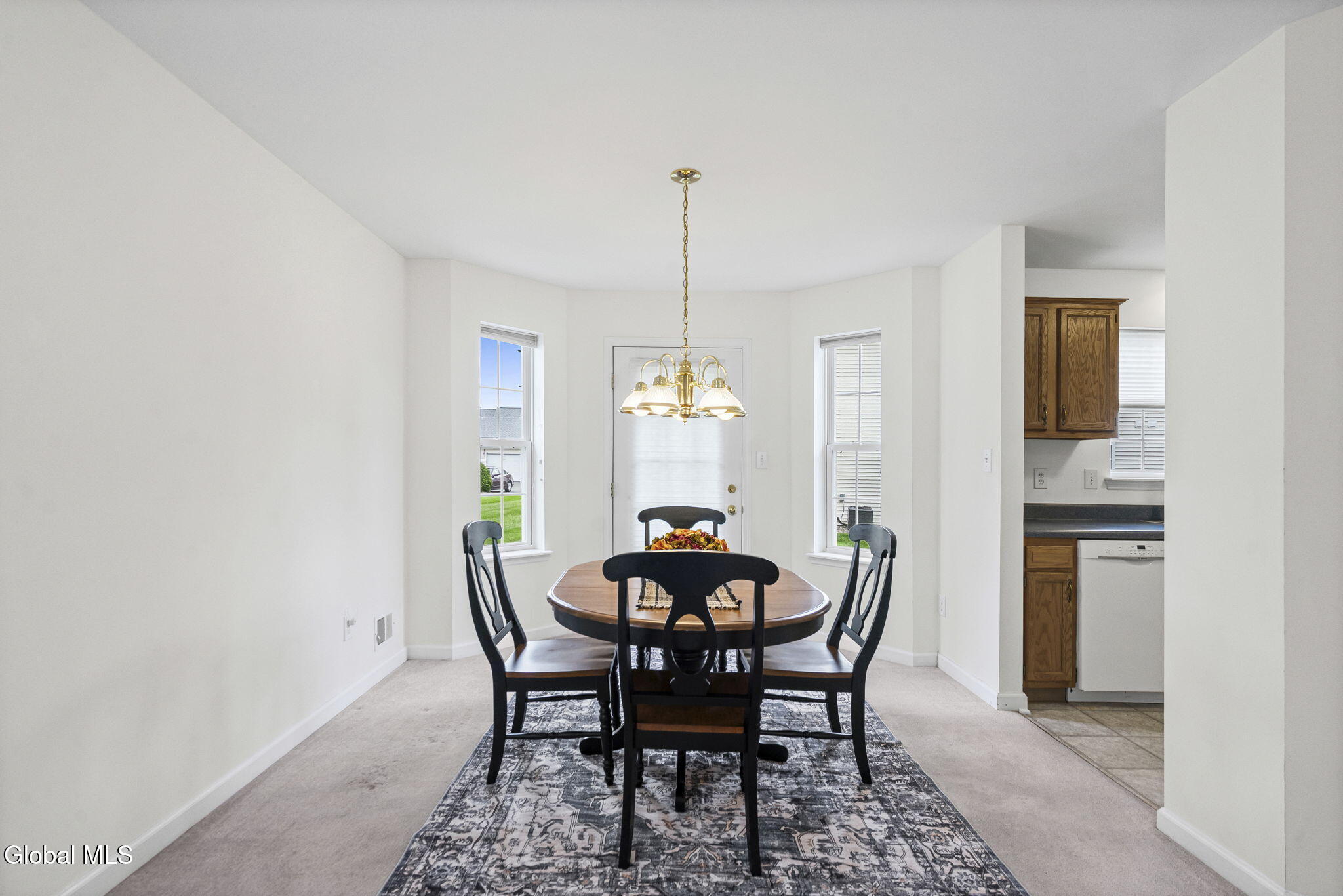 43 Morning Glory Way Schenectady NY 12306