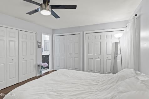 174 Williamsburg Court Albany NY 12203
