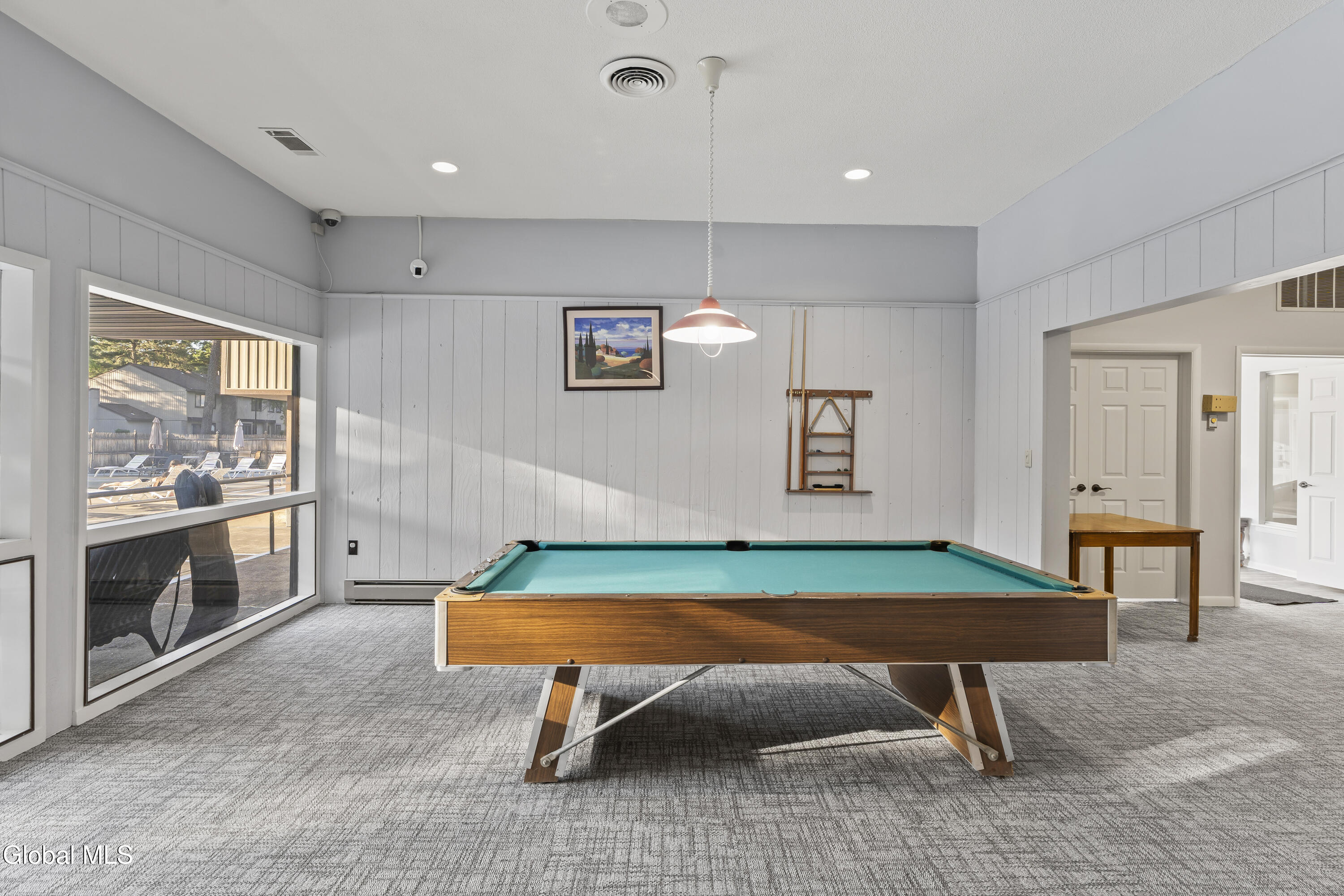 174 Williamsburg Court Albany NY 12203