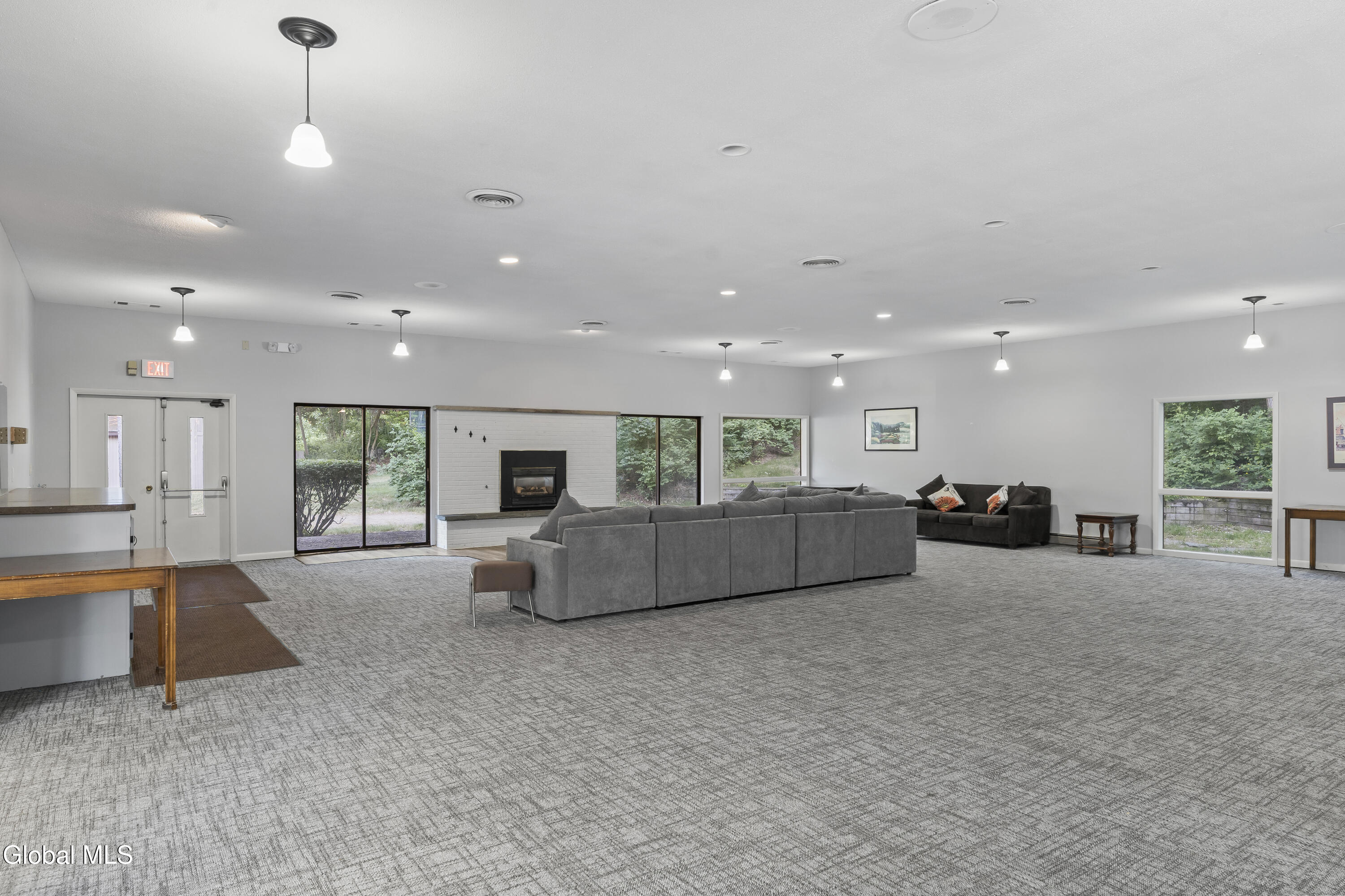 174 Williamsburg Court Albany NY 12203