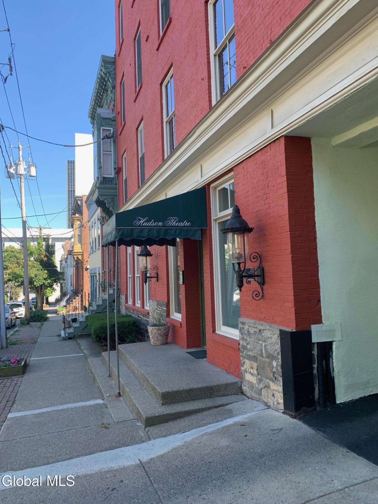 270 Hudson Avenue Albany NY 12210