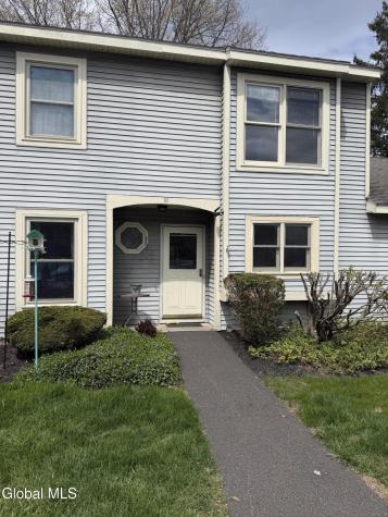 10 Bennington Way Halfmoon NY 12065