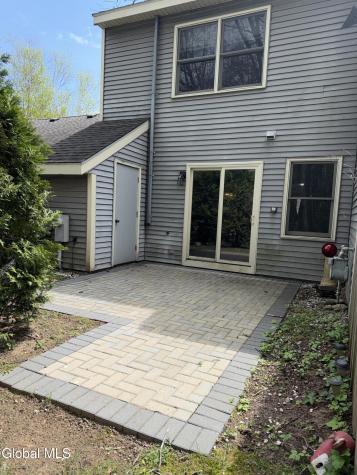 10 Bennington Way Halfmoon NY 12065