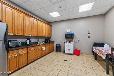 8 Wall Street Clifton Park NY 12065
