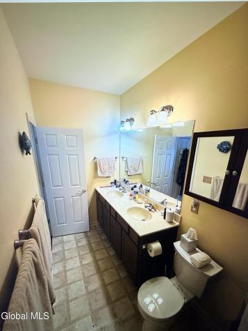 2580 Edgewood Avenue Rotterdam NY 12306