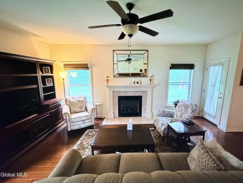 2580 Edgewood Avenue Rotterdam NY 12306