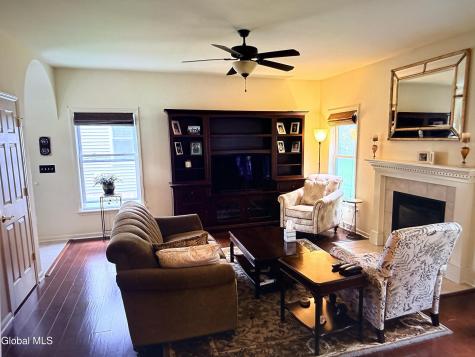 2580 Edgewood Avenue Rotterdam NY 12306