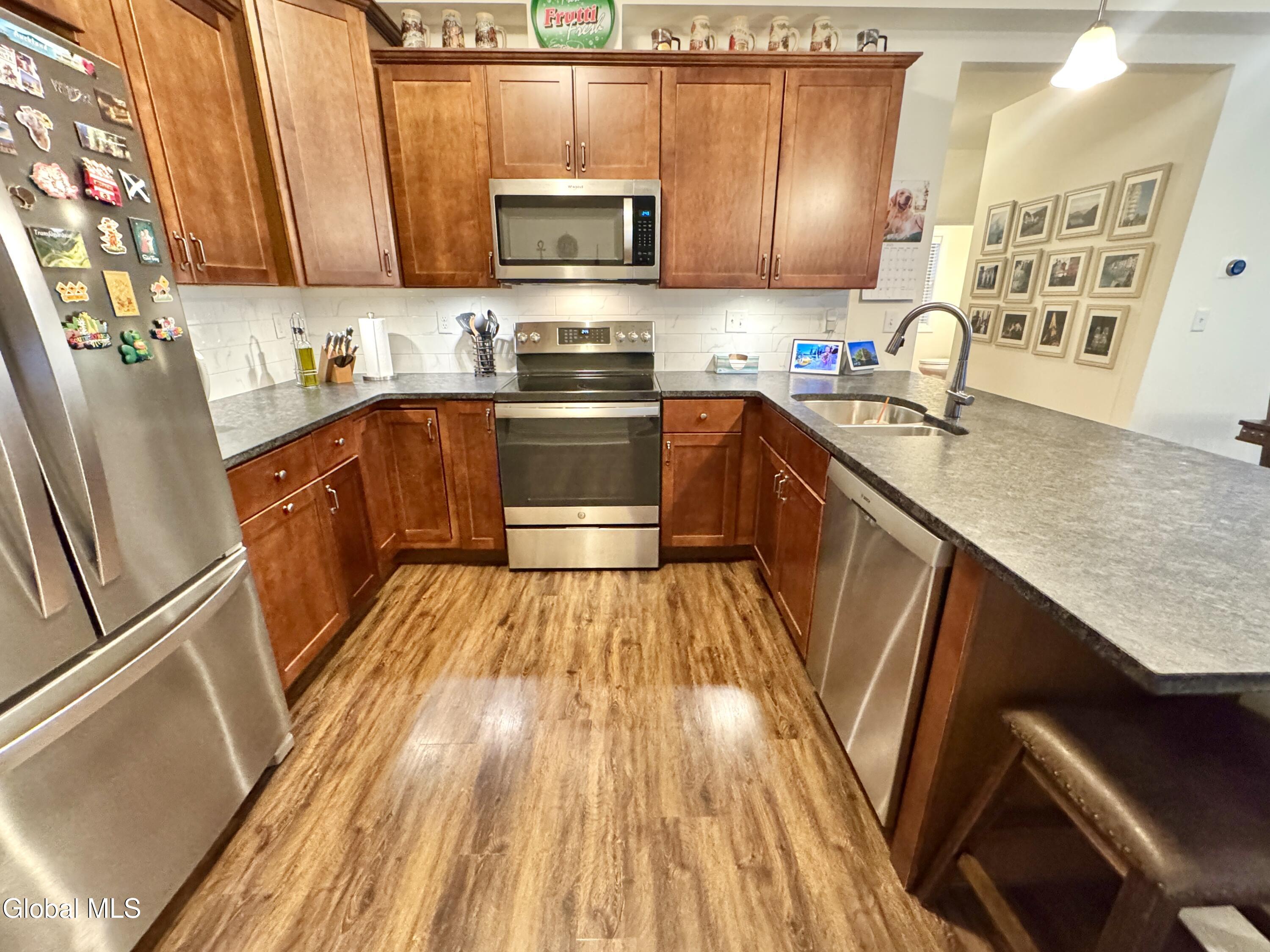 25 Canterbury Lane Delmar NY 12054