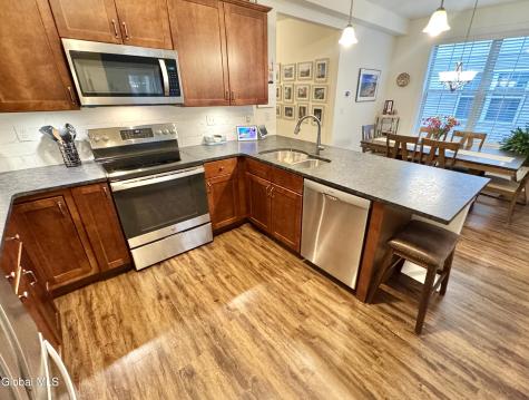 25 Canterbury Lane Delmar NY 12054