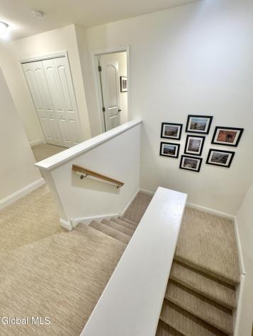 25 Canterbury Lane Delmar NY 12054