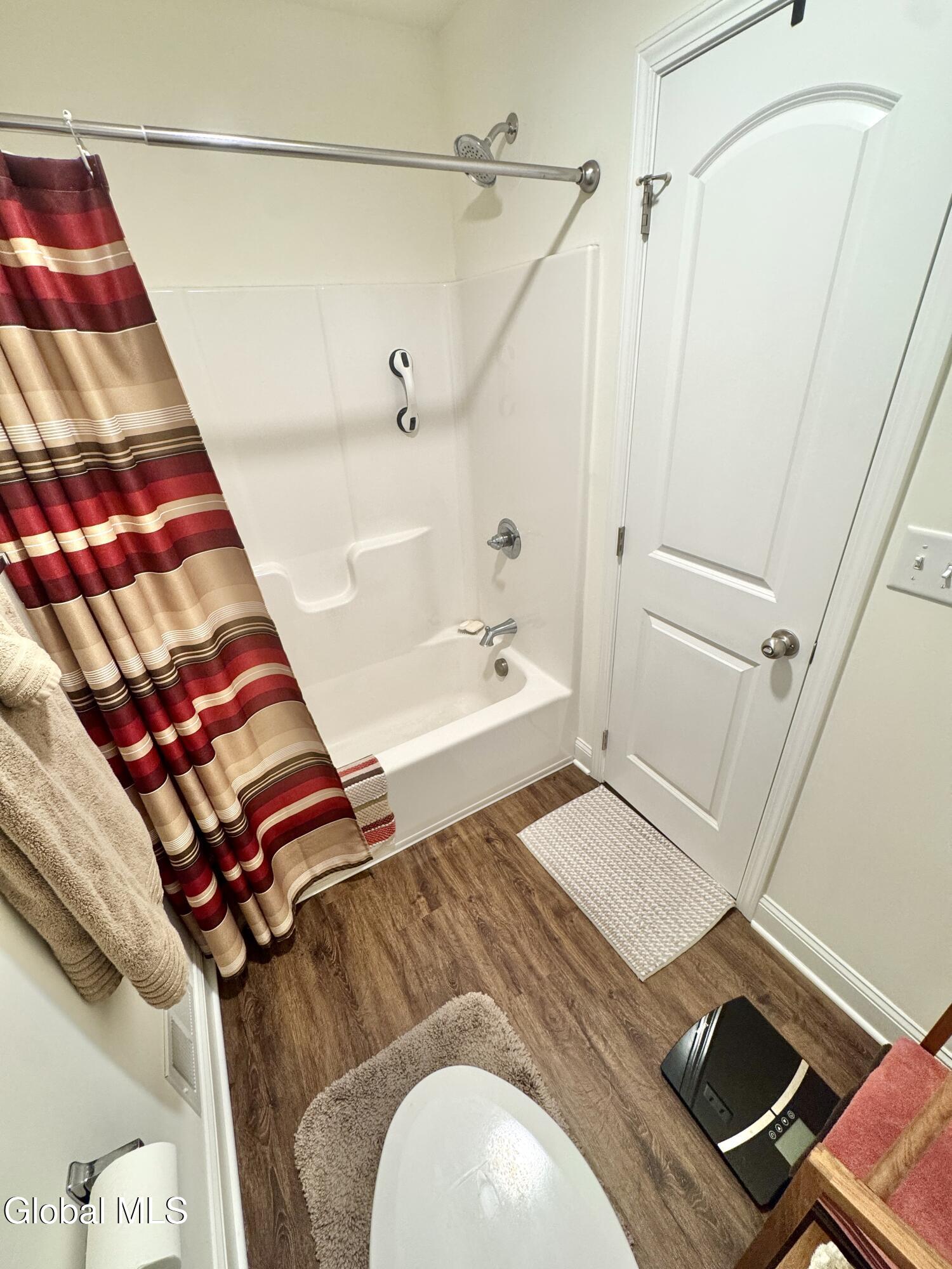 25 Canterbury Lane Delmar NY 12054
