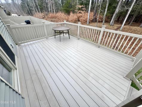 25 Canterbury Lane Delmar NY 12054