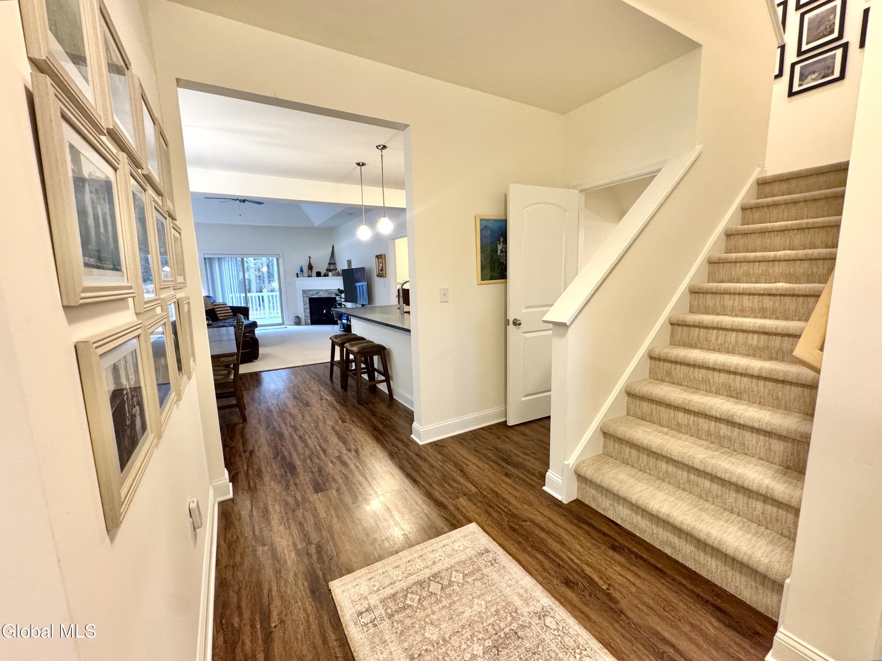 25 Canterbury Lane Delmar NY 12054