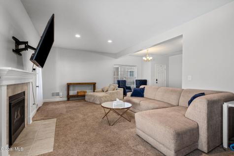 24 Reutter Drive Selkirk NY 12158