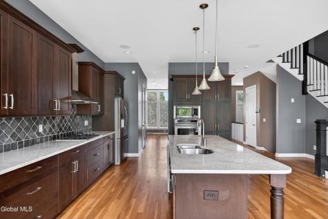 4 Bryn Mawr Court Albany NY 12211