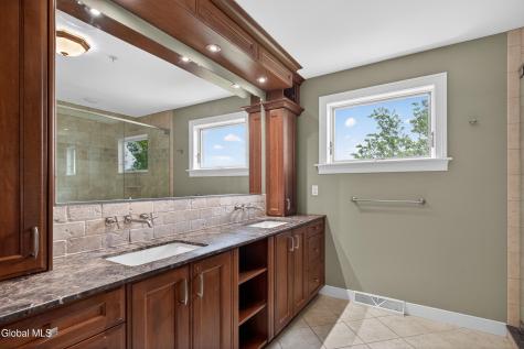 4 Bryn Mawr Court Albany NY 12211