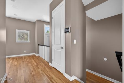 4 Bryn Mawr Court Albany NY 12211