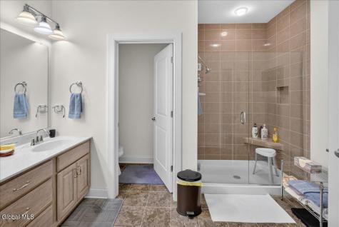 29 Mulberry Drive Albany NY 12205