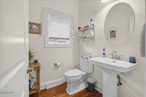 29 Mulberry Drive Albany NY 12205