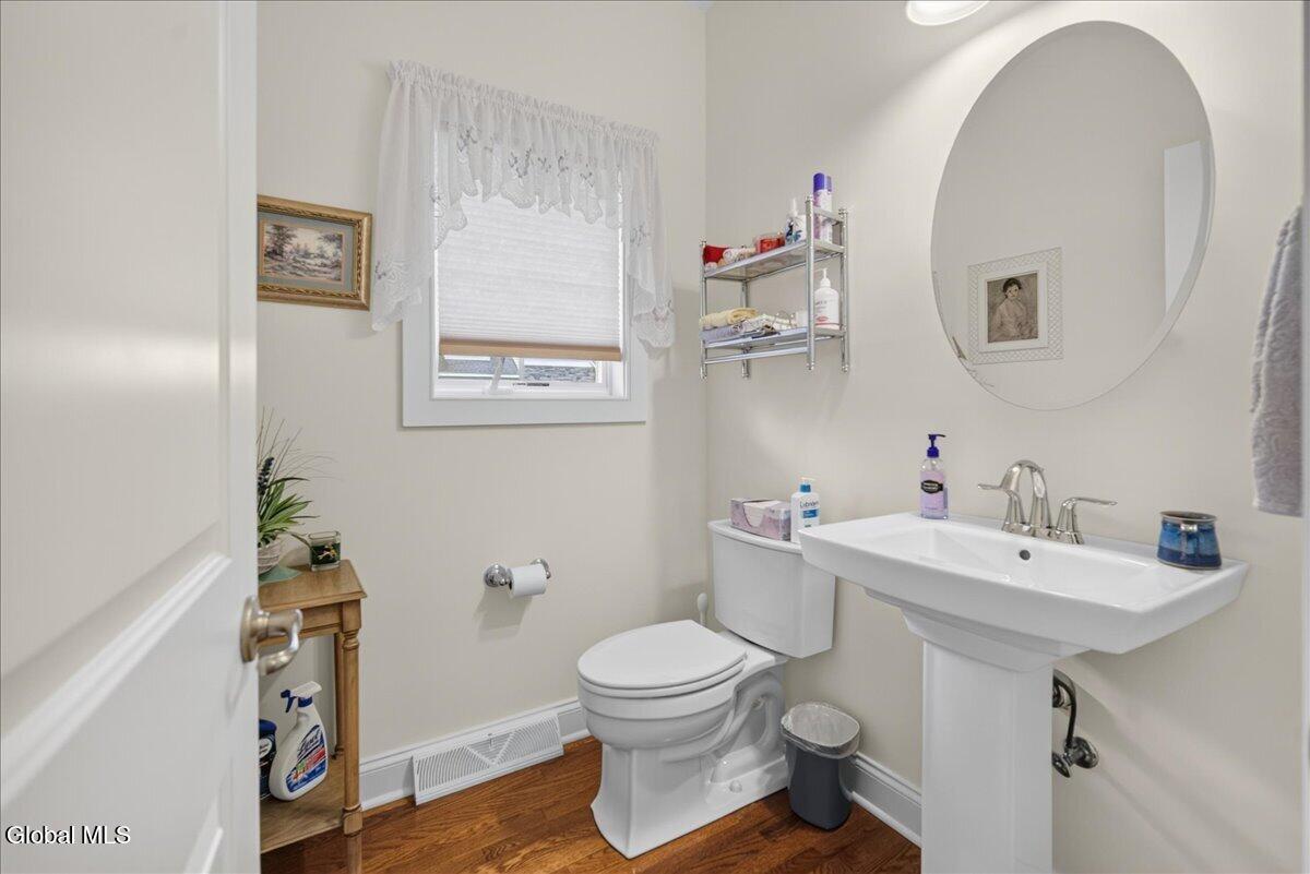 29 Mulberry Drive Albany NY 12205