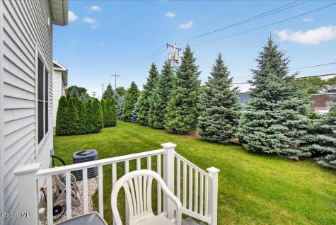 29 Mulberry Drive Albany NY 12205
