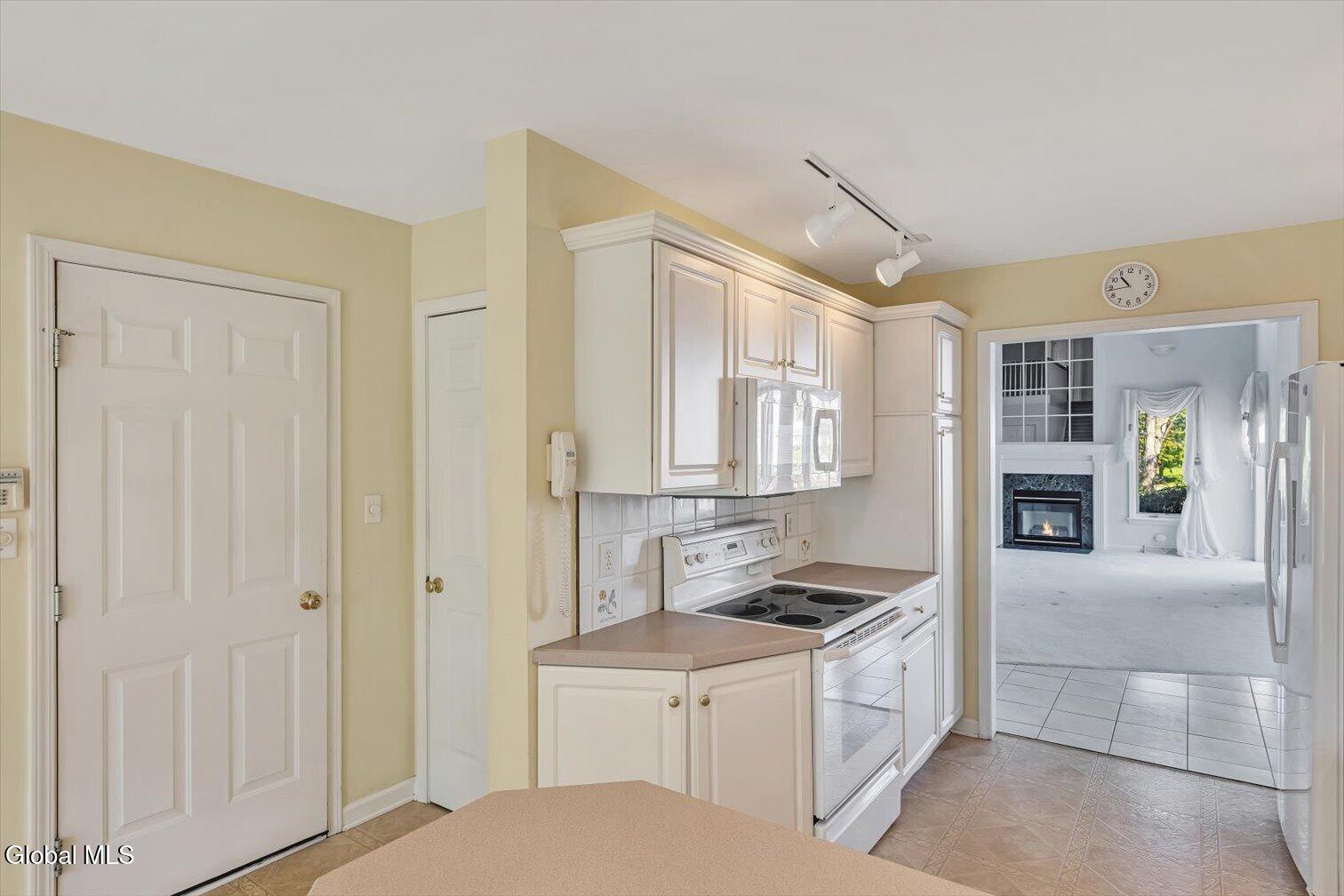 2467 Nott St E Niskayuna NY 12309
