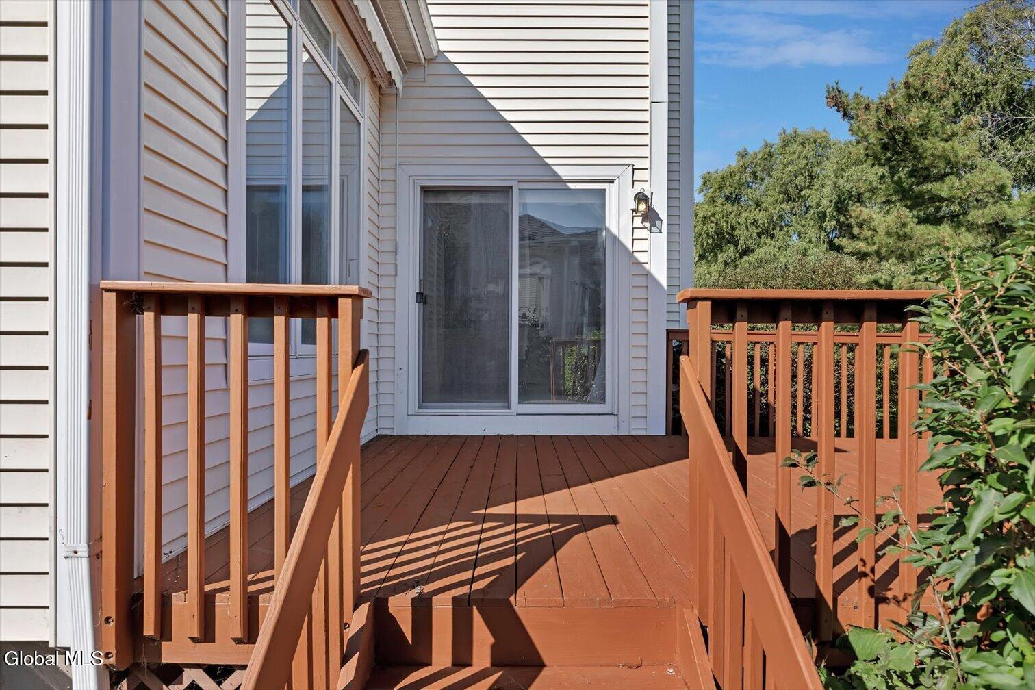 2467 Nott St E Niskayuna NY 12309