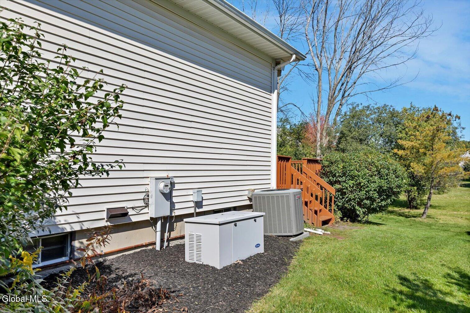 2467 Nott St E Niskayuna NY 12309