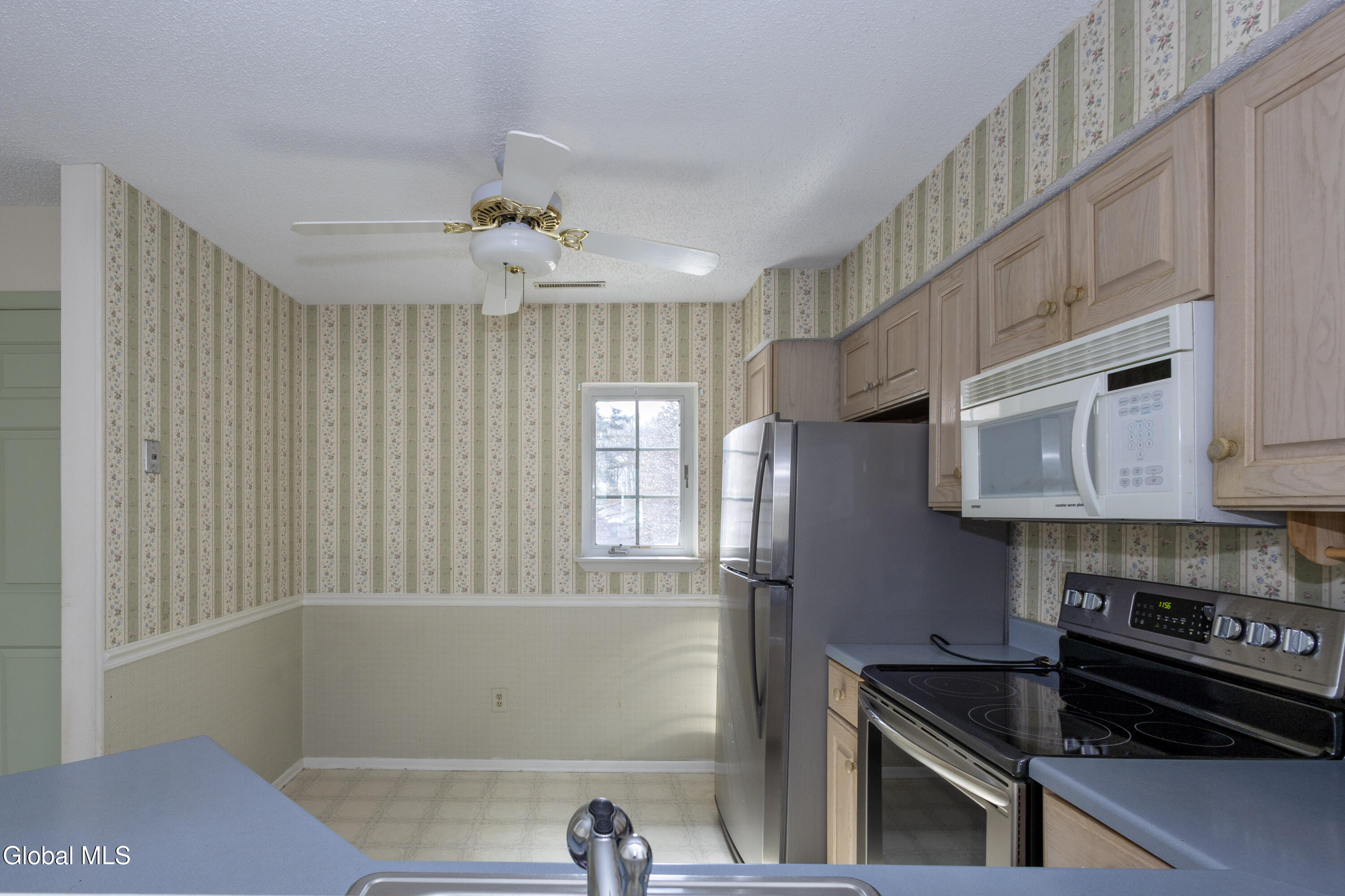 4706 Foxwood Drive S Clifton Park NY 12065