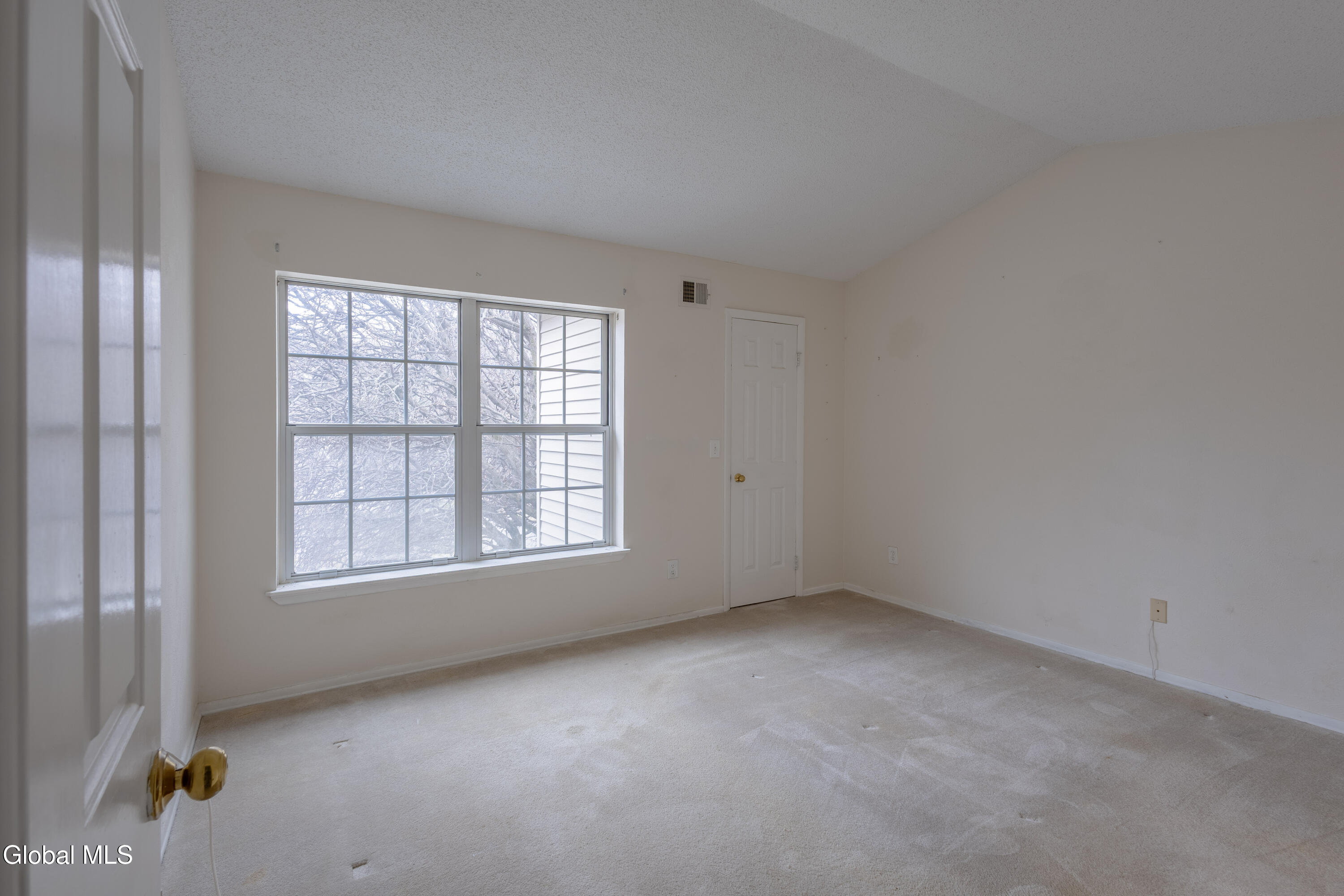 4706 Foxwood Drive S Clifton Park NY 12065