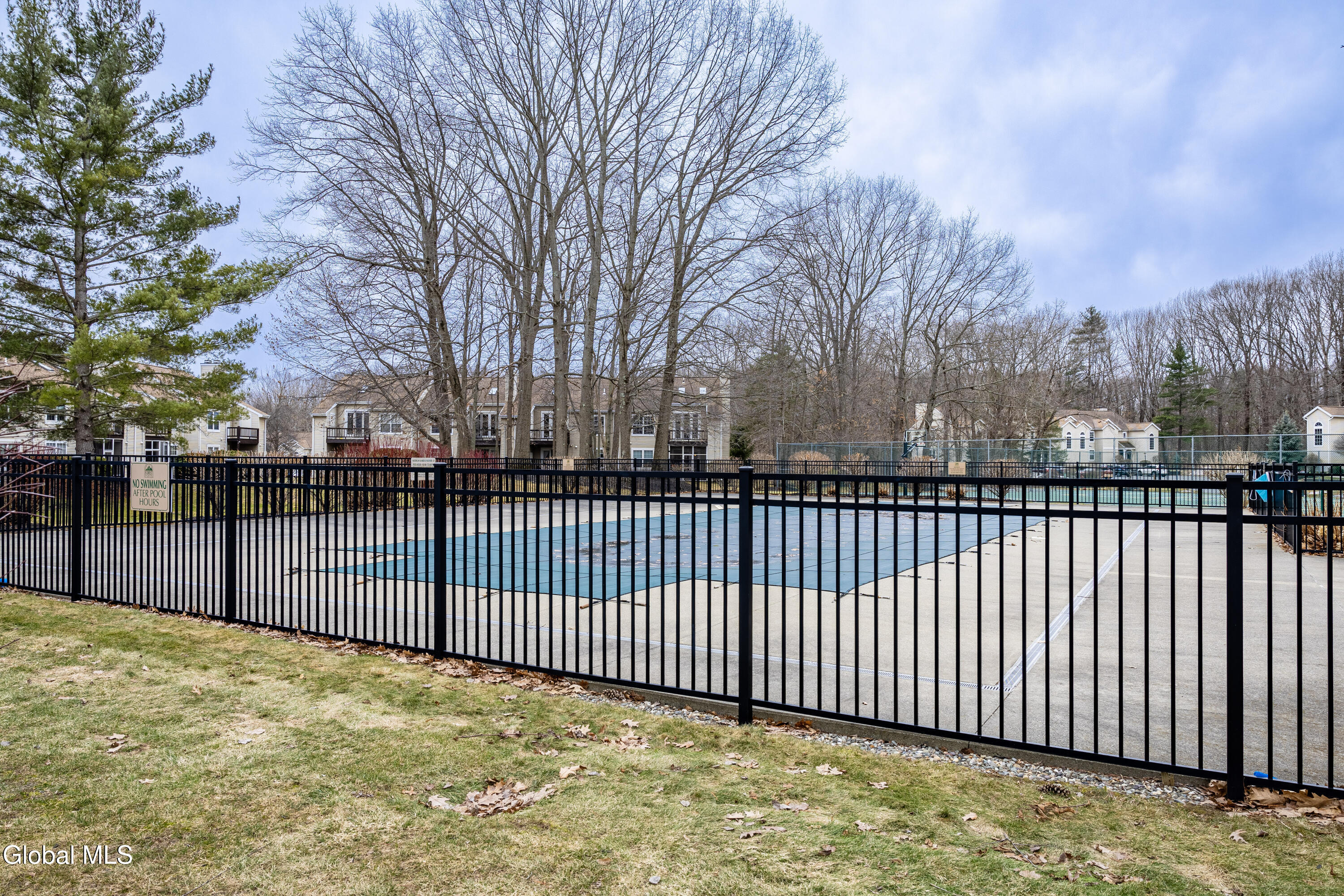 4706 Foxwood Drive S Clifton Park NY 12065