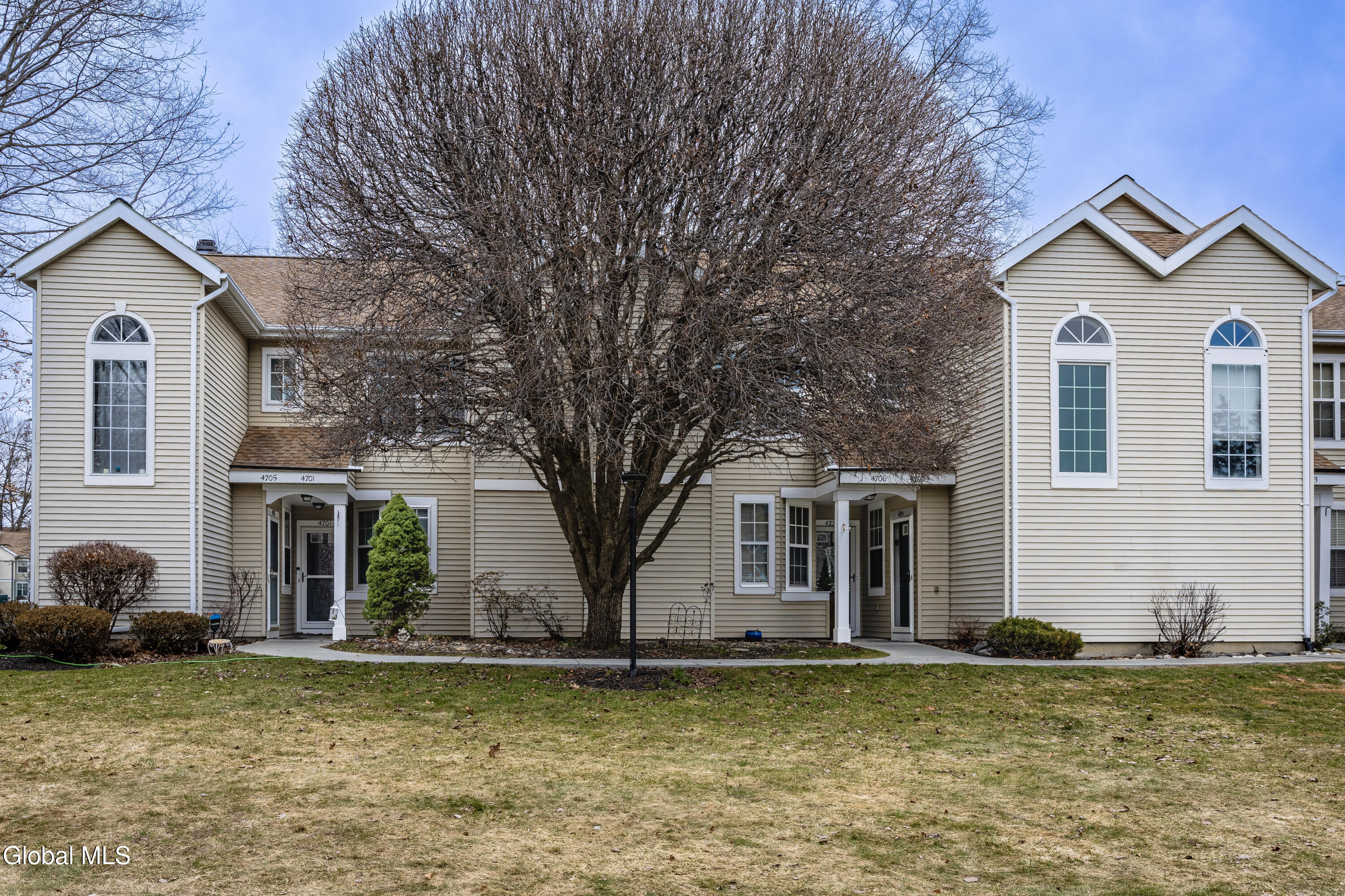 4706 Foxwood Drive S Clifton Park NY 12065
