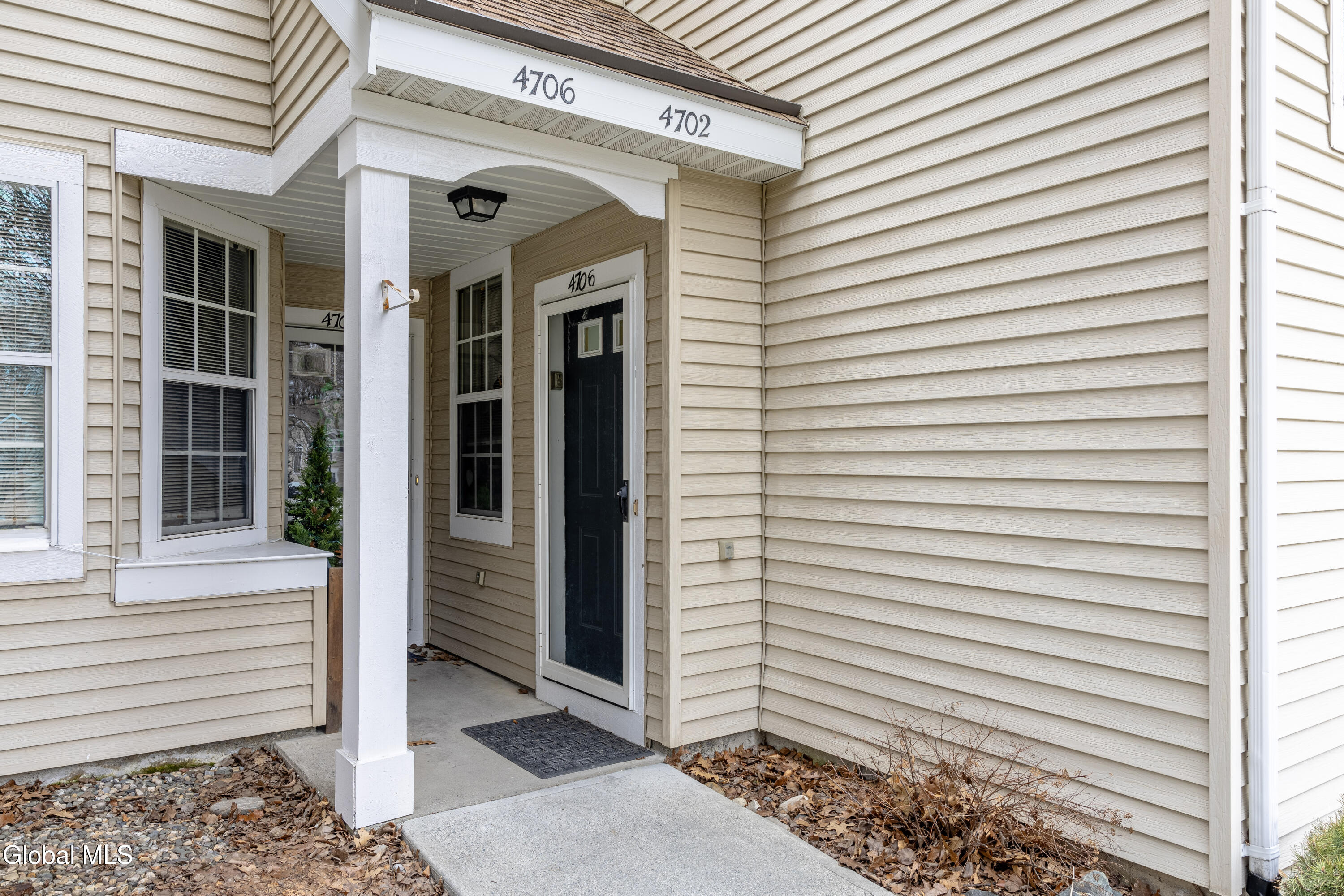 4706 Foxwood Drive S Clifton Park NY 12065