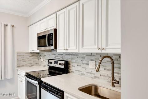 113 Knollwood Terrace Albany NY 12203