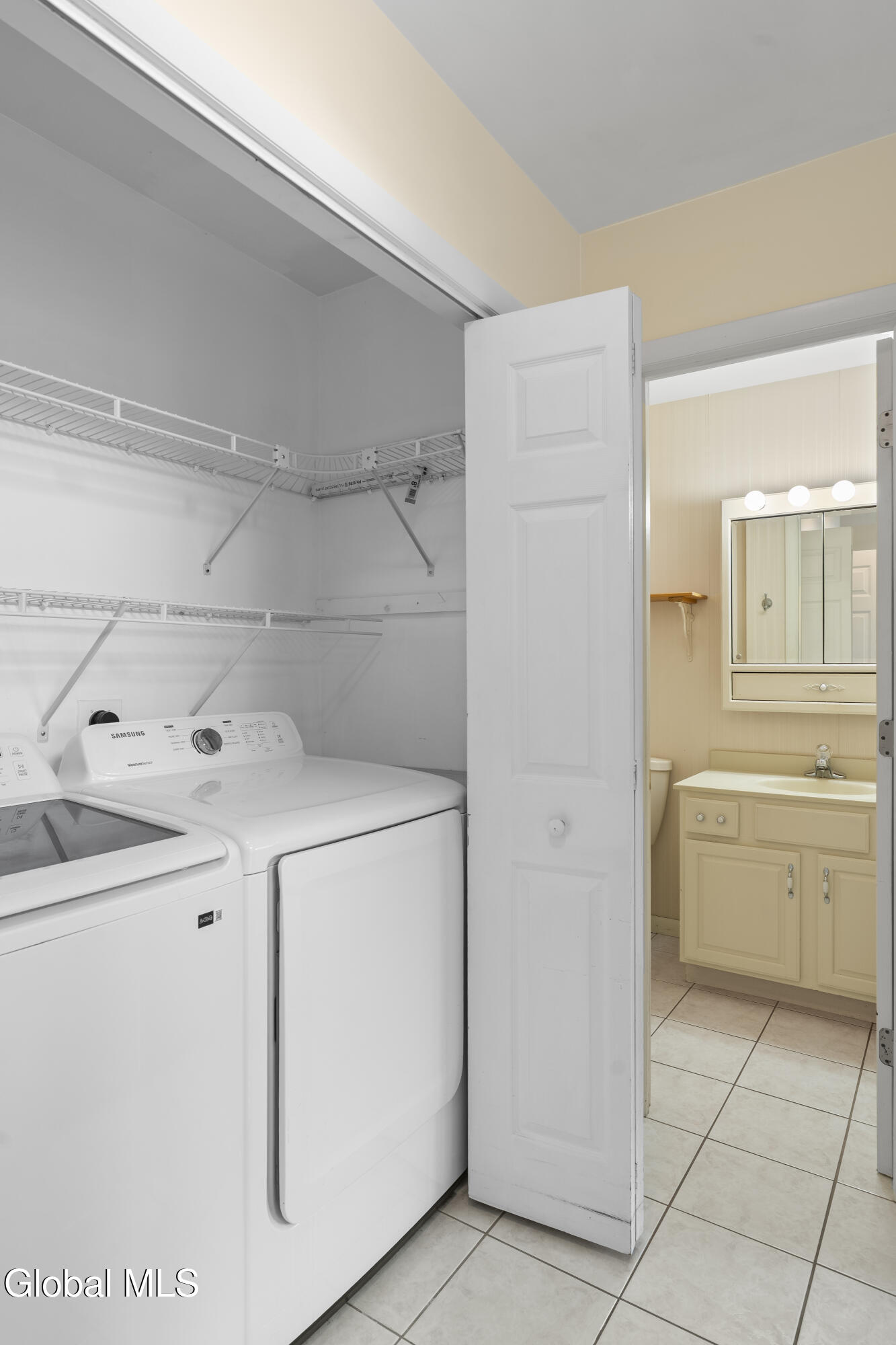 46 Lyon Court Queensbury NY 12804