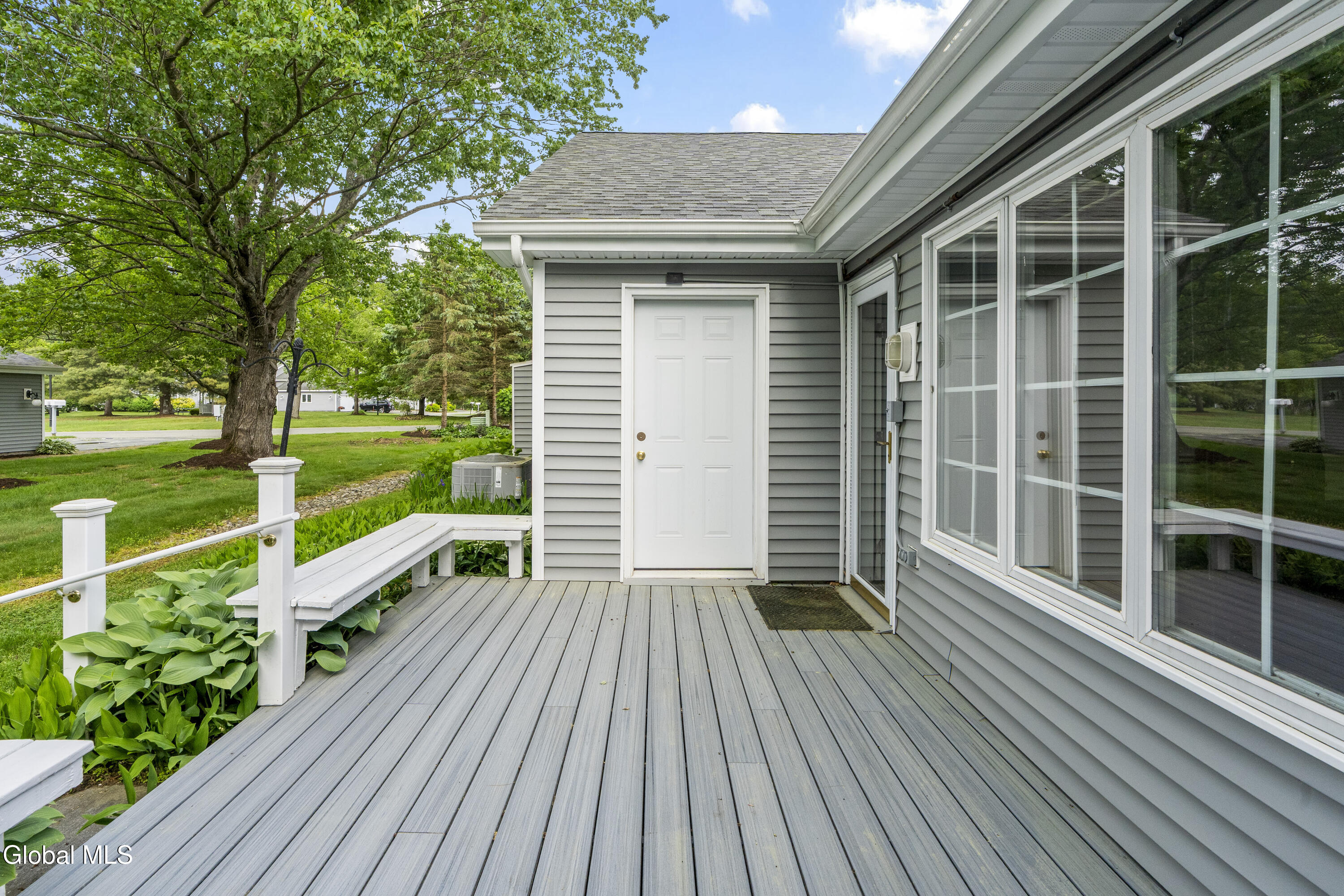 46 Lyon Court Queensbury NY 12804