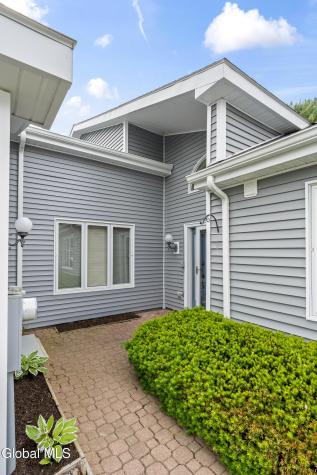 46 Lyon Court Queensbury NY 12804